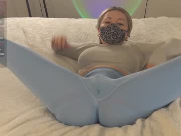 cam girl porn blondehottiek image #5884698