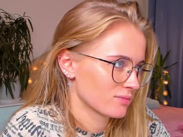 cam girl porn linellali image #2660832