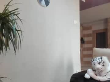 cam girl porn sofiaandwonderland image #3260200