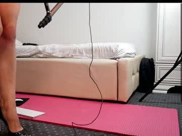 cam girl porn carmela_fox image #5129844