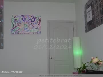 cam girl porn petitebrat image #6131239