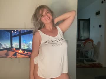 cam girl porn kiradivine image #2502382