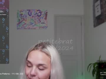 cam girl porn petitebrat image #6357991