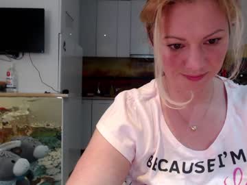 cam girl porn kiradivine image #2014588