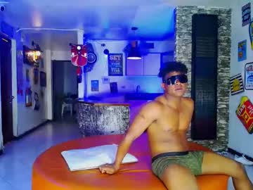 cam man porn extrangers image #7039169