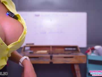 cam girl porn livecleo image #6474065