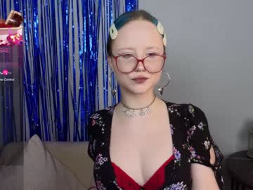 Cam for cyber_courtesan
