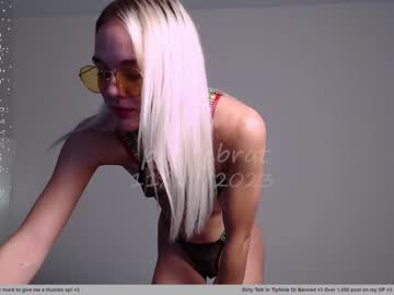 cam girl porn petitebrat image #5727846