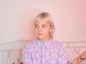 cam girl porn louiseshelton image #2383632
