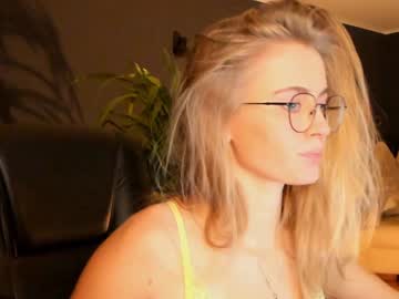 cam girl porn linellali image #2931851