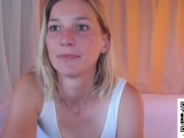 cam couple porn joannadea image #4511702