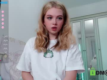 cam girl porn small_blondee image #3453596