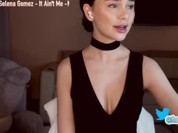 cam girl porn hollyextra image #1892692