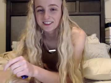 cam girl porn peachezzs image #1025344