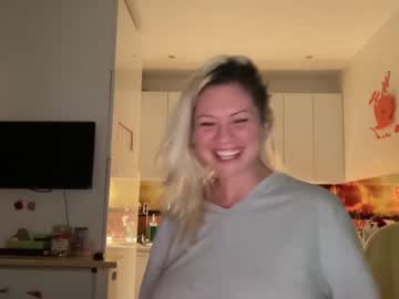 cam girl porn kiradivine image #4914642