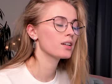 cam girl porn linellali image #2760342