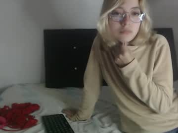 cam couple porn ursoftdream_69 image #1185633