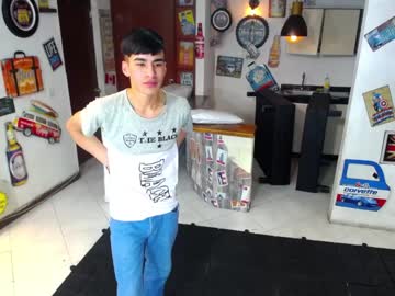 cam man porn sextwinksx image #4230577
