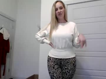 cam girl porn lillianmaree image #3412815