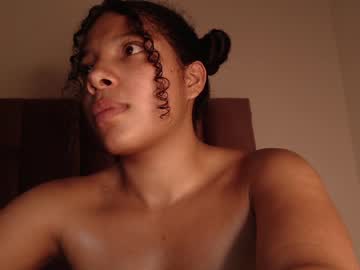 Cam for cristalsmith_