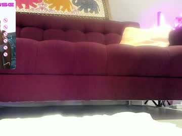 cam girl porn lucie_beltran image #4057396
