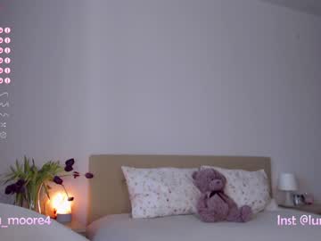 cam girl porn lumoore image #6547376