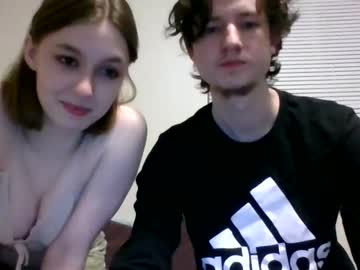 cam couple porn leojamie image #925552