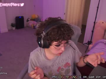 cam girl porn evelynpiers image #2484230