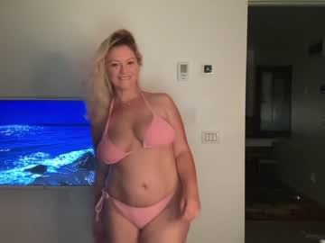cam girl porn kiradivine image #2395148