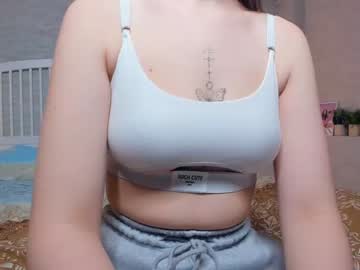cam girl porn smiles_energy image #5929782