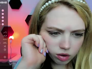 cam girl porn small_blondee image #3979501