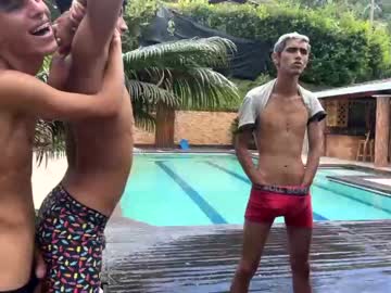 cam man porn frat_house image #1302152
