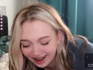 cam girl porn small_blondee image #5358254