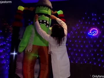 cam girl porn alejastorm image #2891567