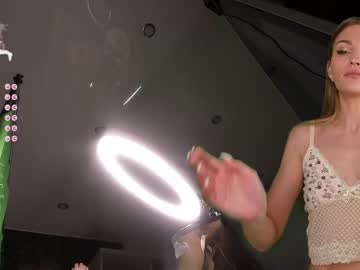 cam girl porn queenafina image #5985372