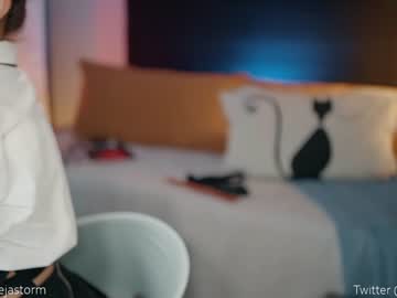 cam girl porn alejastorm image #5333692