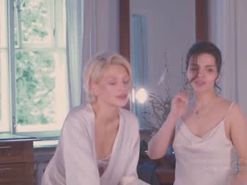 cam girl porn _2strangers image #4734887