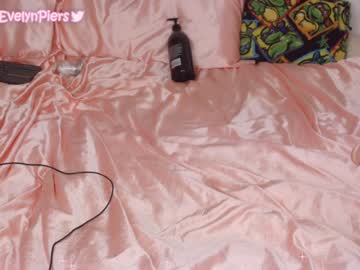 cam girl porn evelynpiers image #234484