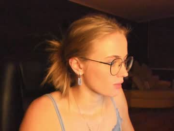cam girl porn linellali image #2983368