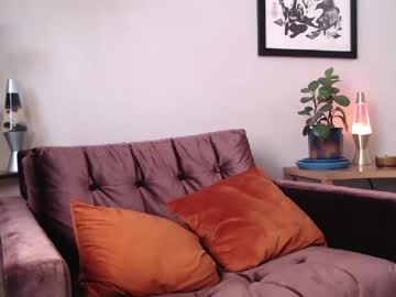 cam girl porn pretendlunch image #1382140