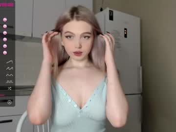 cam girl porn small_blondee image #1237997