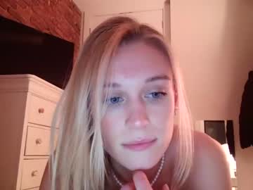 cam girl porn daddyslittleangels_ image #1656885