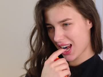 cam girl porn lucettaangwin image #6297671