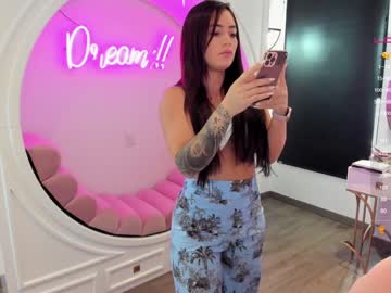cam girl porn ashlyeroberts1 image #1509340
