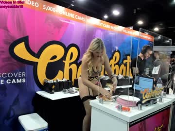 cam girl porn 19honeysuckle image #1685383