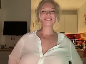 cam girl porn kiradivine image #4170831