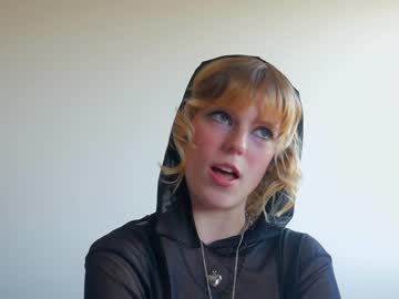 cam girl porn sisypheanlove image #4376467