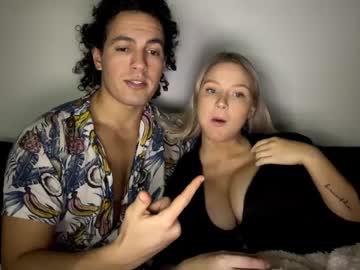 cam couple porn chulo33333 image #6057436