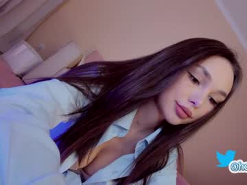 cam girl porn hollyextra image #2917005