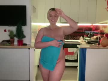 cam girl porn kiradivine image #5926570